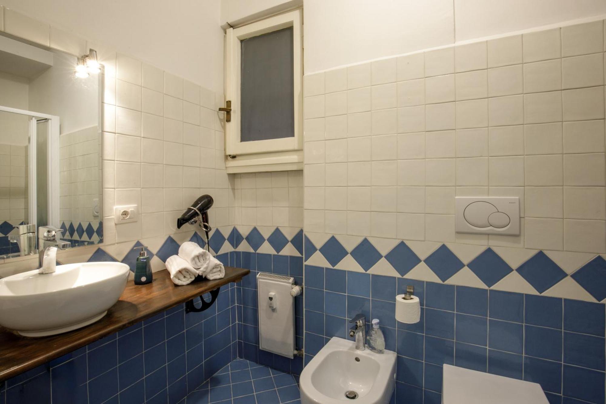 The Right Place 4U Piemonte Apartment Рим Екстер'єр фото